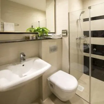 V Hotel Bencoolen Singapore