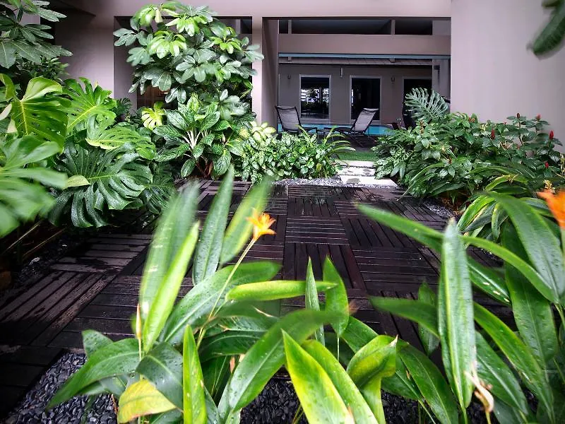 V Hotel Bencoolen Singapore