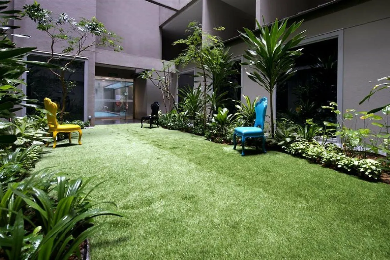V Hotel Bencoolen Singapour